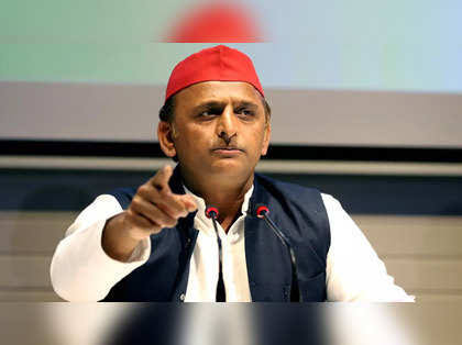 अखिलेश यादव ने आगरा के रूपधनु (बरहन) प्रकरण का संज्ञान लिया।