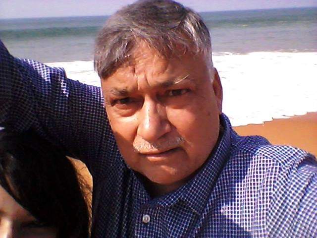 उत्तर प्रदेश के हरदोई जिले के नामी वकील कनिष्क मेहरोत्रा की शूटरों ने घर मे घुसकर हत्या की।