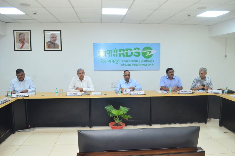 आरडीएसओ में होटल लोड कन्वर्टर के रिलाइबिलिटी पर हुई वर्कशॉप।