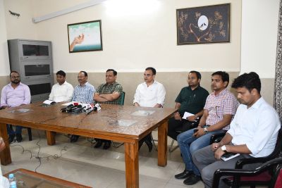 *लोको पायलटों और गार्डों रनिंग रूम में फाइव स्टार सुविधाएं* *लोको पायलटों और गार्डों रनिंग रूम में फाइव स्टार सुविधाएं*