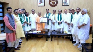 केंद्रीय मंत्री एवं आरएलडी अध्यक्ष जयंत चौधरी पहुंचे थे 5 कालिदास मार्ग।