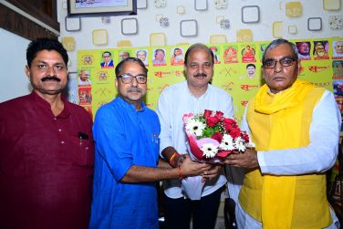 *मुख्य सचिव से भी मिला प्रतिनिधि मंडल*