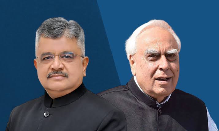 कोलकाता ट्रेनी महिला डॉक्टर मर्डर केस: कपिल सिब्बल ने कोर्ट रूम में की बेहद शर्मनाक हरकत।मानवता हुई शर्मशार। कोलकाता ट्रेनी महिला डॉक्टर मर्डर केस: कपिल सिब्बल ने कोर्ट रूम में की बेहद शर्मनाक हरकत।मानवता हुई शर्मशार।