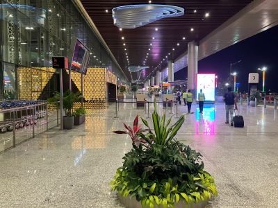 अदाणी एयरपोर्ट्स ने यात्रियों के सहज अनुभव के लिए ‘एवियो’ एप लॉन्च किया। अदाणी एयरपोर्ट्स ने यात्रियों के सहज अनुभव के लिए ‘एवियो’ एप लॉन्च किया।