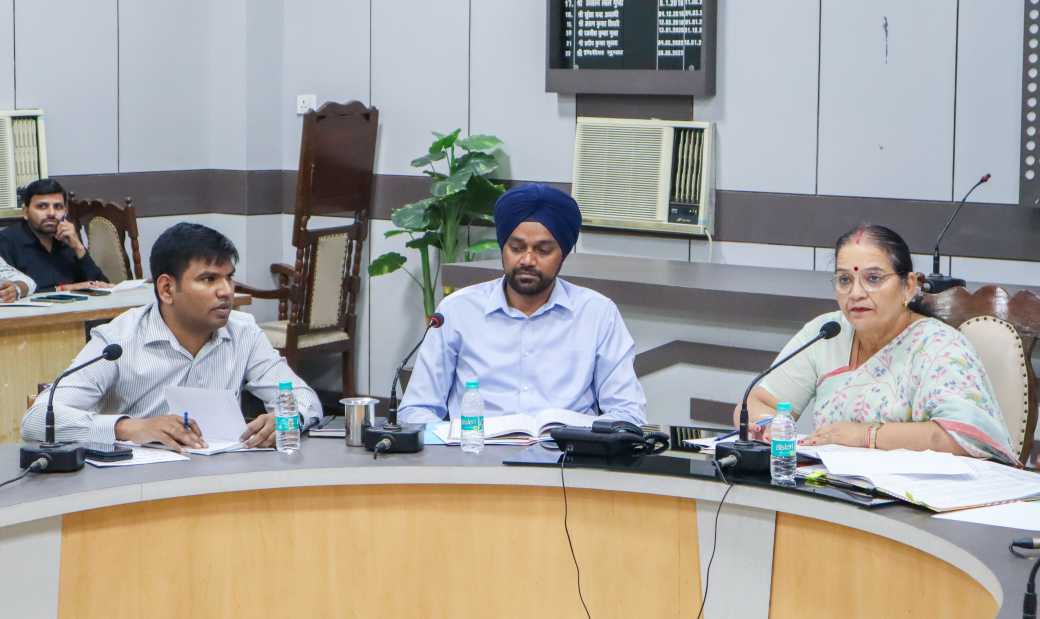 महापौर ने दिए नगर निगम की संपत्ति पर अवैध कब्जा करने वालों पर कड़ी कार्यवाही करने के आदेश।