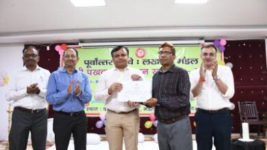 पूर्वोत्तर रेलवे के डीआरएम आदित्य कुमार ने दास्तानगोई और पुरस्कार वितरण के साथ किया हिंदी पखवाड़े का समापन।