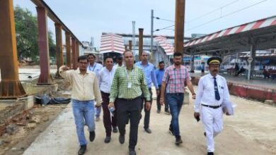 मण्डल रेल प्रबंधक ने कुंभ मेला की तैयारियों का जायजा।