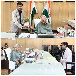 झुग्गी झोपड़ी शिक्षा की सहायता के लिए वी हेल्प फाउंडेशन के साथ-साथ राज्यपाल श्रीमती आनंदीबेन पटेल ने सहायता का आश्वासन दिया।