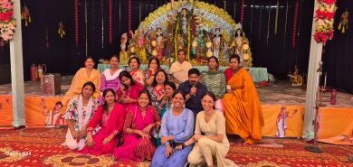 दुर्गा पूजा पर श्रद्धालुओं ने मां के दर्शन कर लिया आशीर्वाद।