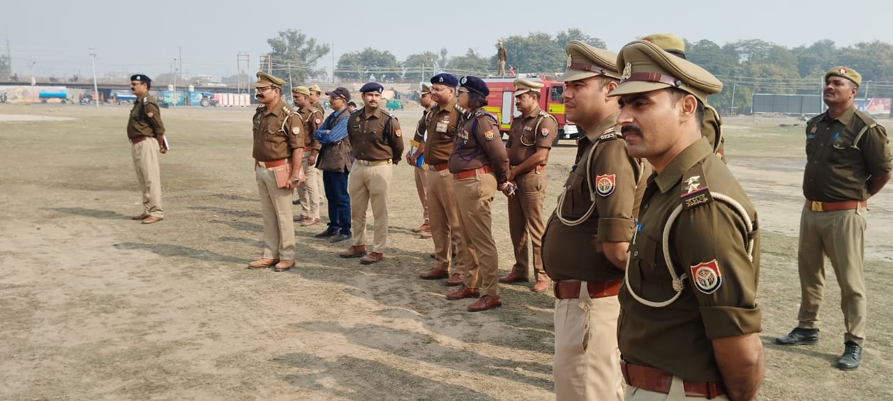 महाकुम्भ में आग बुझाएंगे फायर फाइटिंग रोबोट, एडीजी ने परखीं तैयारियां।