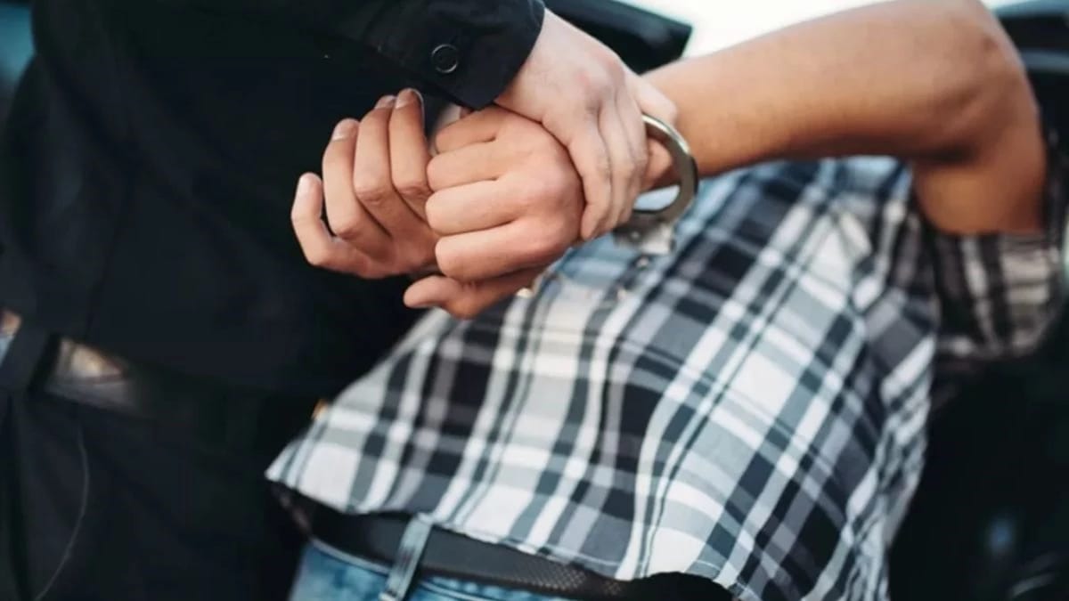 सतना में स्वास्थ्य विभाग का अधिकारी मंदिर में शादी के बाद मुकरा, दुष्कर्म के आरोप में गिरफ्तार।