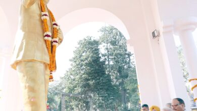 सीएम योगी जी ने श्री भीमराव अंबेडकर की पुण्यतिथि पर माल्यापर्ण किया।