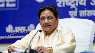 जातिवादी पार्टियां हमें सत्ता में नहीं आने देना चाहतीं हैं – मायावती।