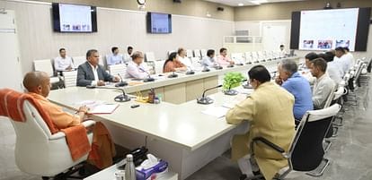 यूपी के सभी मंडलों में बनेंगे दिव्यांग पुनर्वास केंद्र,बच्चों की सुरक्षा सर्वोपरि:सीएम योगी। यूपी के सभी मंडलों में बनेंगे दिव्यांग पुनर्वास केंद्र,बच्चों की सुरक्षा सर्वोपरि:सीएम योगी।