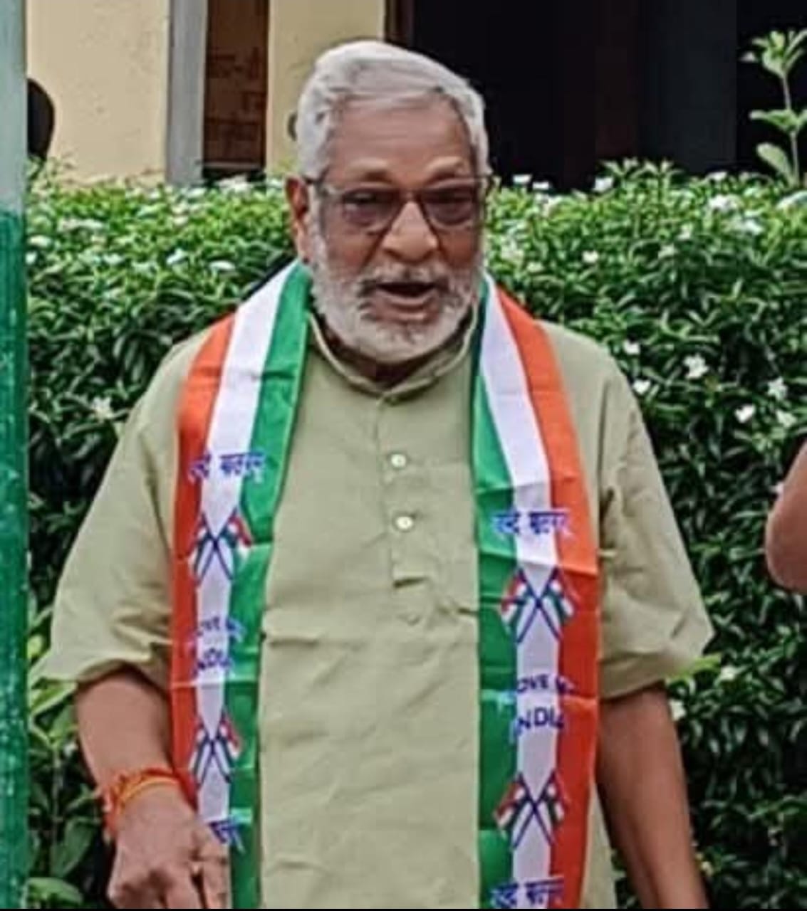 लोकबंधु राजनारायण के पुत्र का निधन।