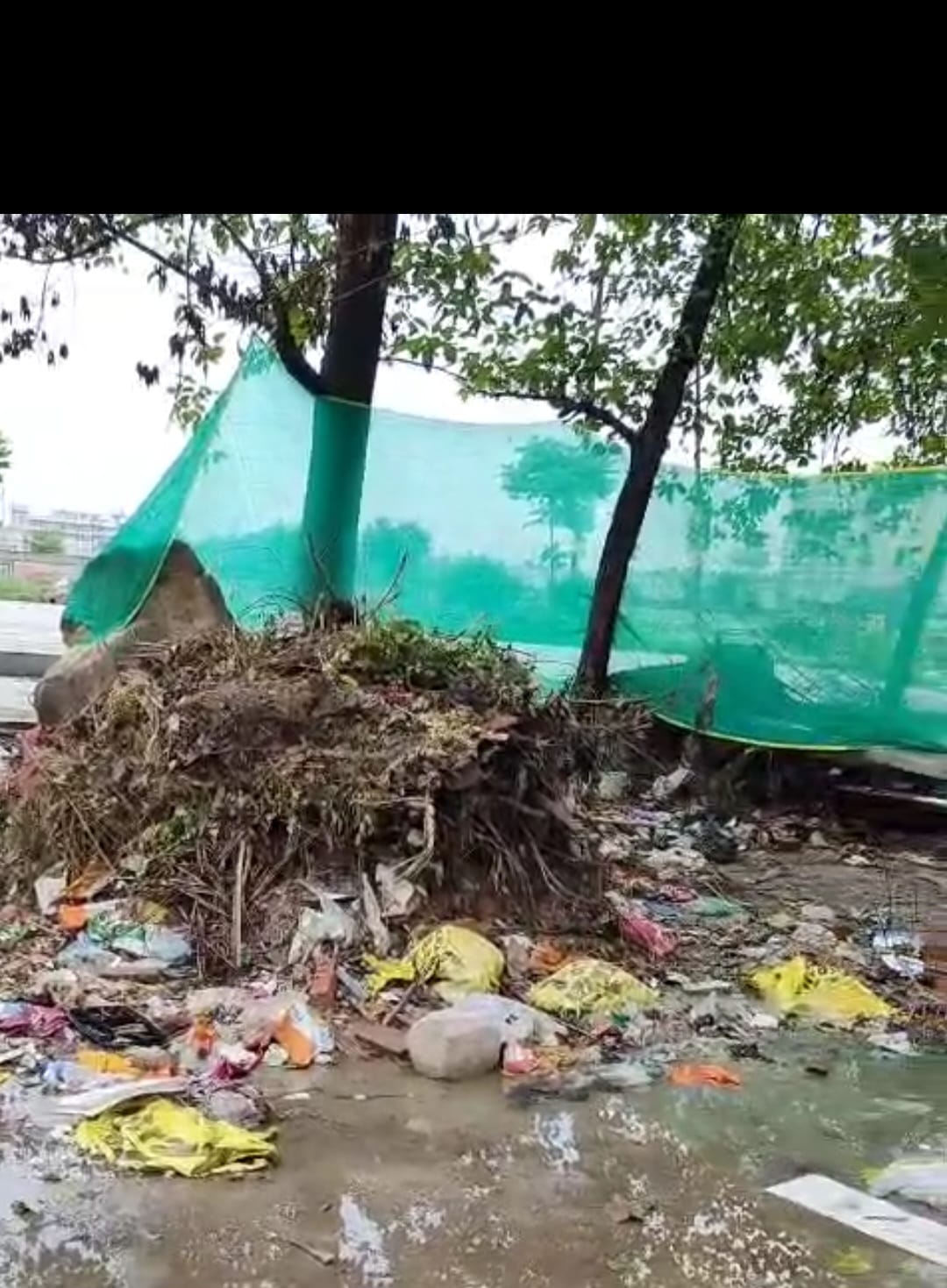 लखनऊ सेक्टर जे जानकीपुरम वार्ड द्वितीय निवासी परेशान नहीं मिला निदान ? कौन ले संज्ञान ?