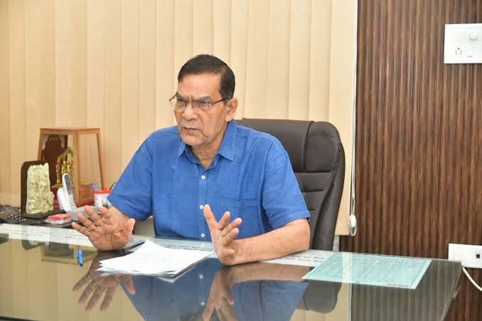 यूपी में संविदा कर्मचारियों की बहाली का रास्ता साफ।