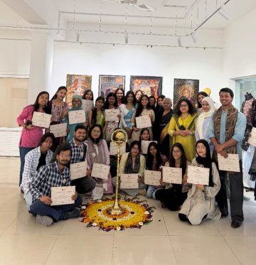 ताना-बाना प्रदर्शनी का समापन, छात्रों की रचनात्मकता को मिली सराहना।